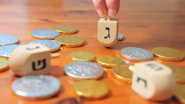 No Gelt, No Glory: Dreidel