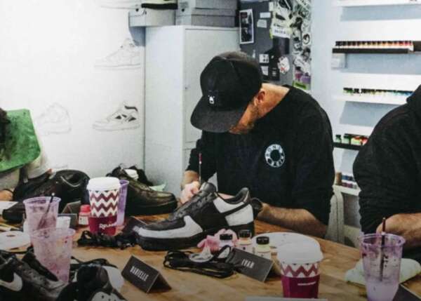 Sneaker Customization Workshop