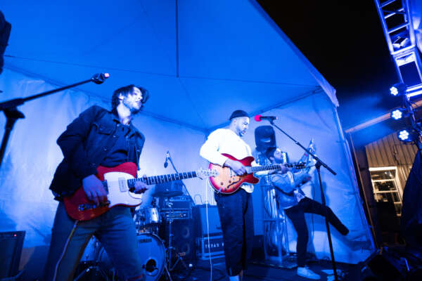Music @ Holiday Hills