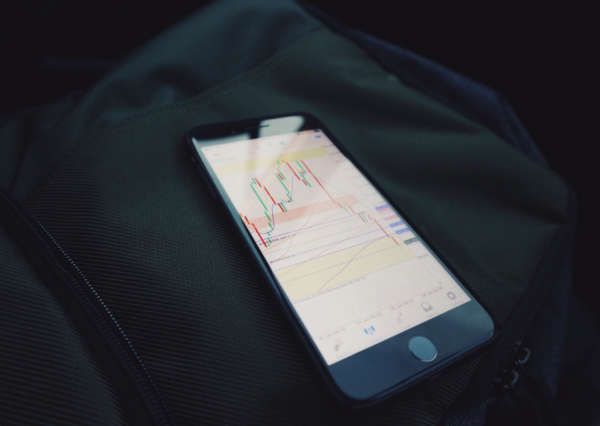 Digital Investing in Canada